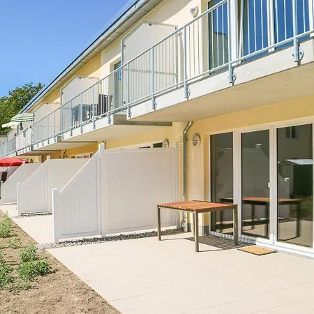 Beautiful Apartment In Graal-Mueritz With Wifi Апартаменты