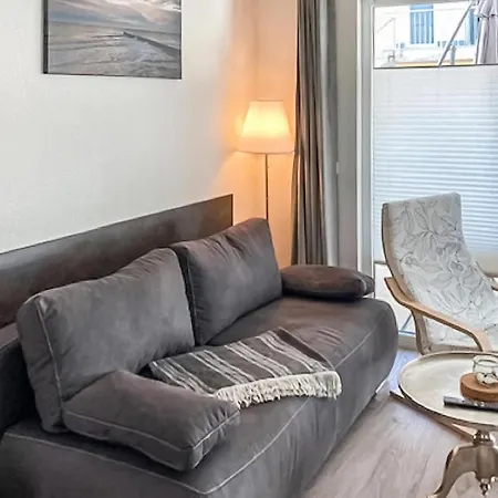 Beautiful Apartment In Graal-Mueritz With Wifi דירה